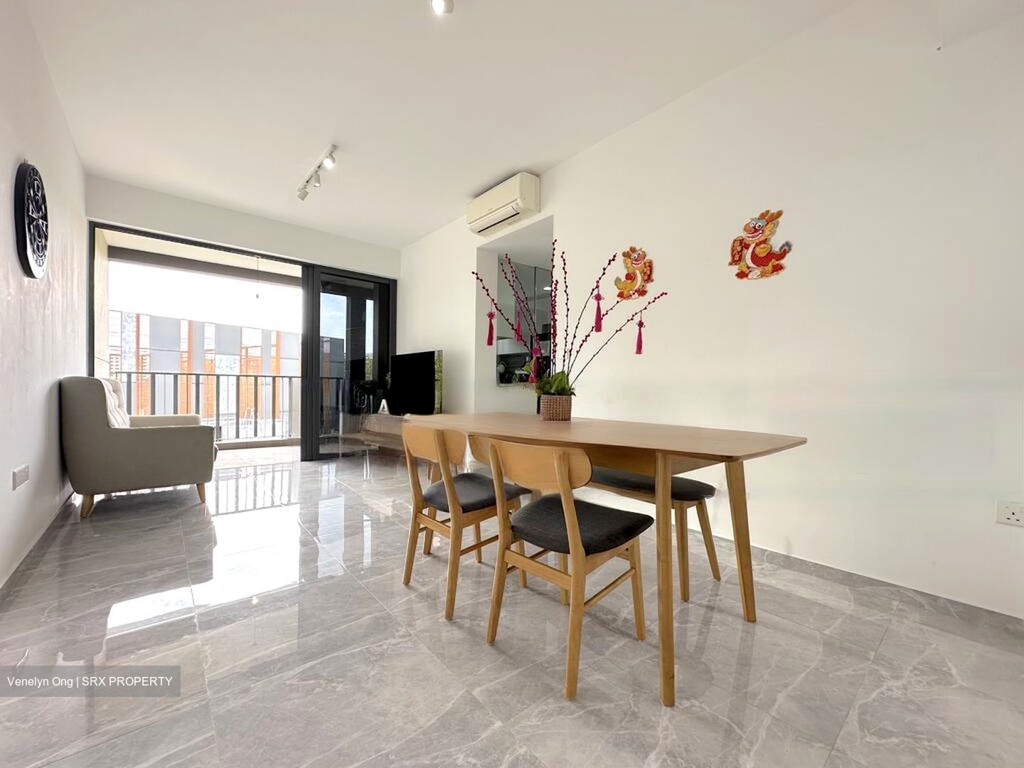 The Brownstone (D27), Condominium #560780161